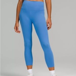 Lululemon 23” Wunder Train High Rise Crop, Blue Nile, size 20